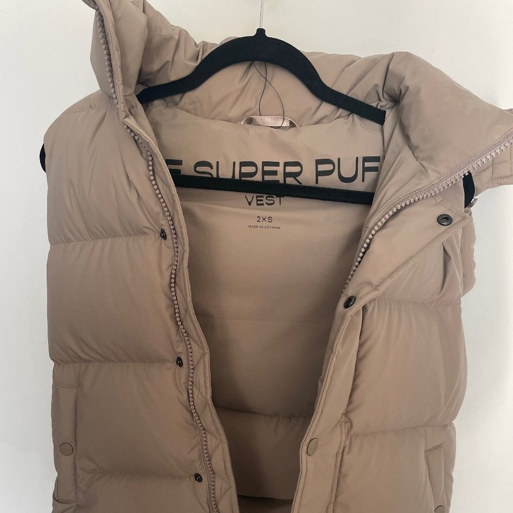ARITZIA SUPER PUFF VEST
